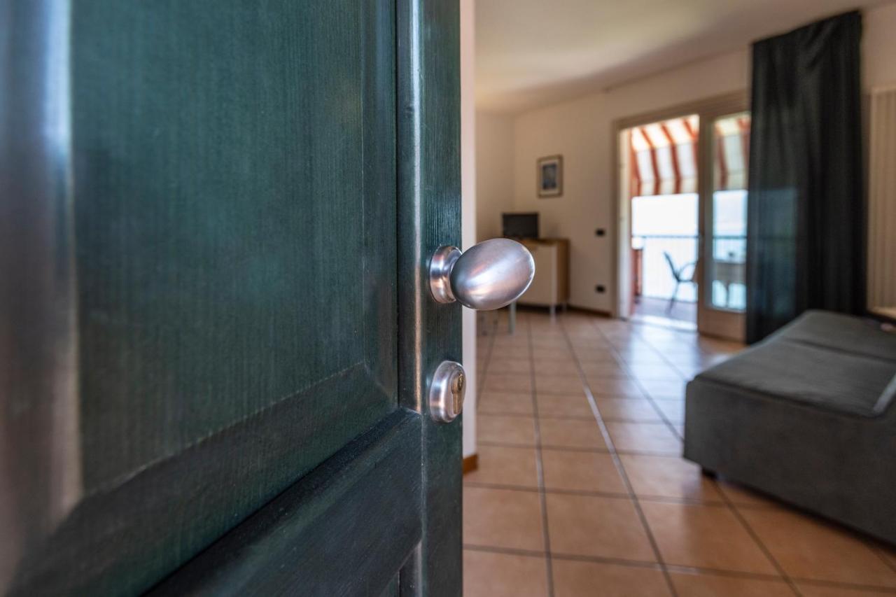 Residence Villa Al Lido Brenzone sul Garda Ngoại thất bức ảnh