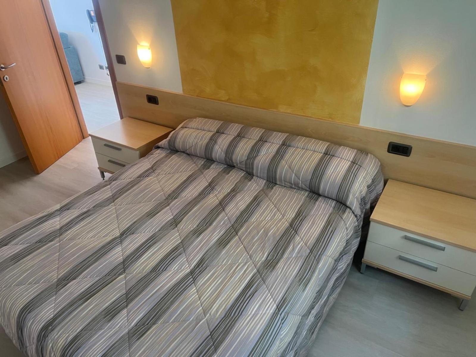 Residence Villa Al Lido Brenzone sul Garda Ngoại thất bức ảnh