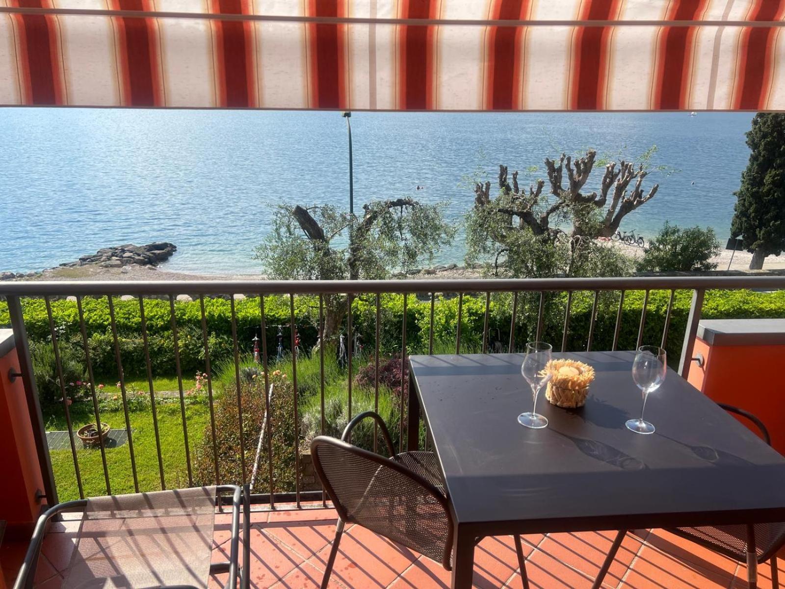 Residence Villa Al Lido Brenzone sul Garda Ngoại thất bức ảnh
