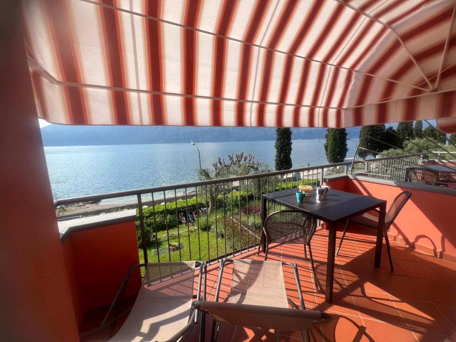 Residence Villa Al Lido Brenzone sul Garda Ngoại thất bức ảnh