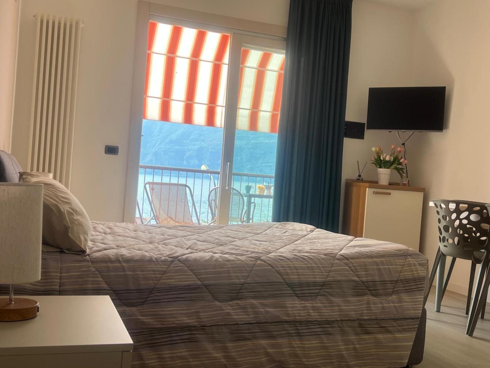 Residence Villa Al Lido Brenzone sul Garda Ngoại thất bức ảnh